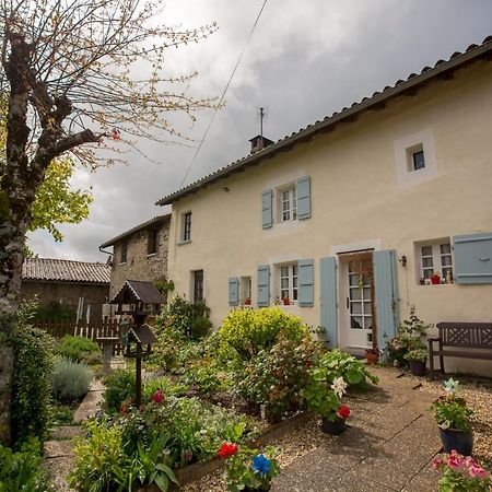 La Maison Des Fleurs Montembœuf Exteriör bild
