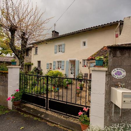 La Maison Des Fleurs Montembœuf Exteriör bild