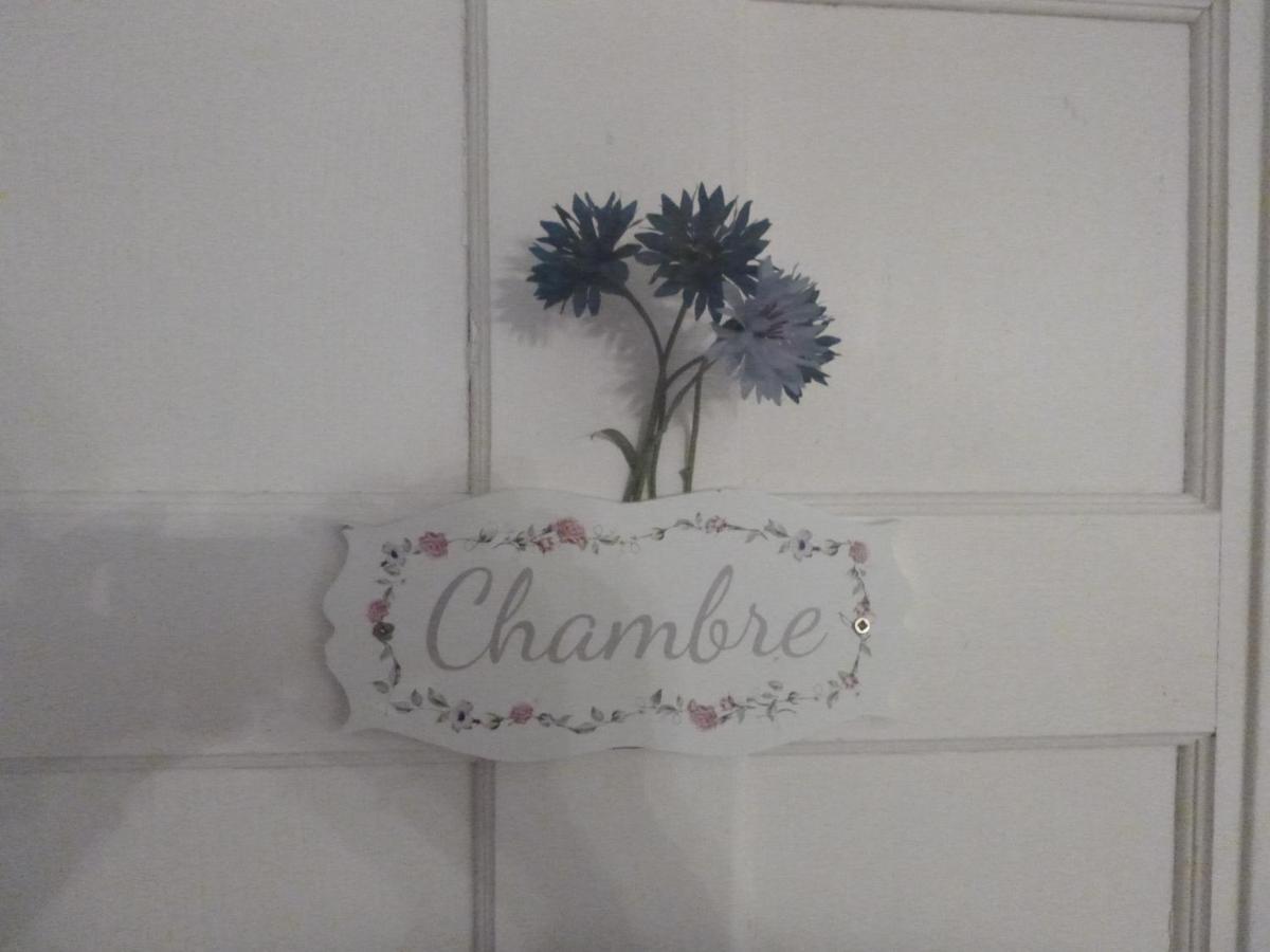 La Maison Des Fleurs Montembœuf Exteriör bild