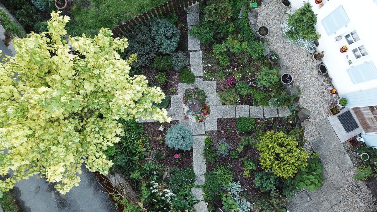 La Maison Des Fleurs Montembœuf Exteriör bild