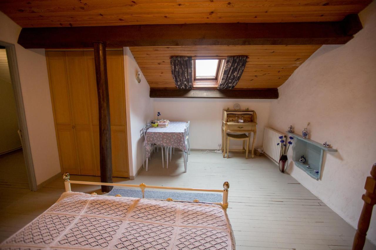 La Maison Des Fleurs Montembœuf Exteriör bild